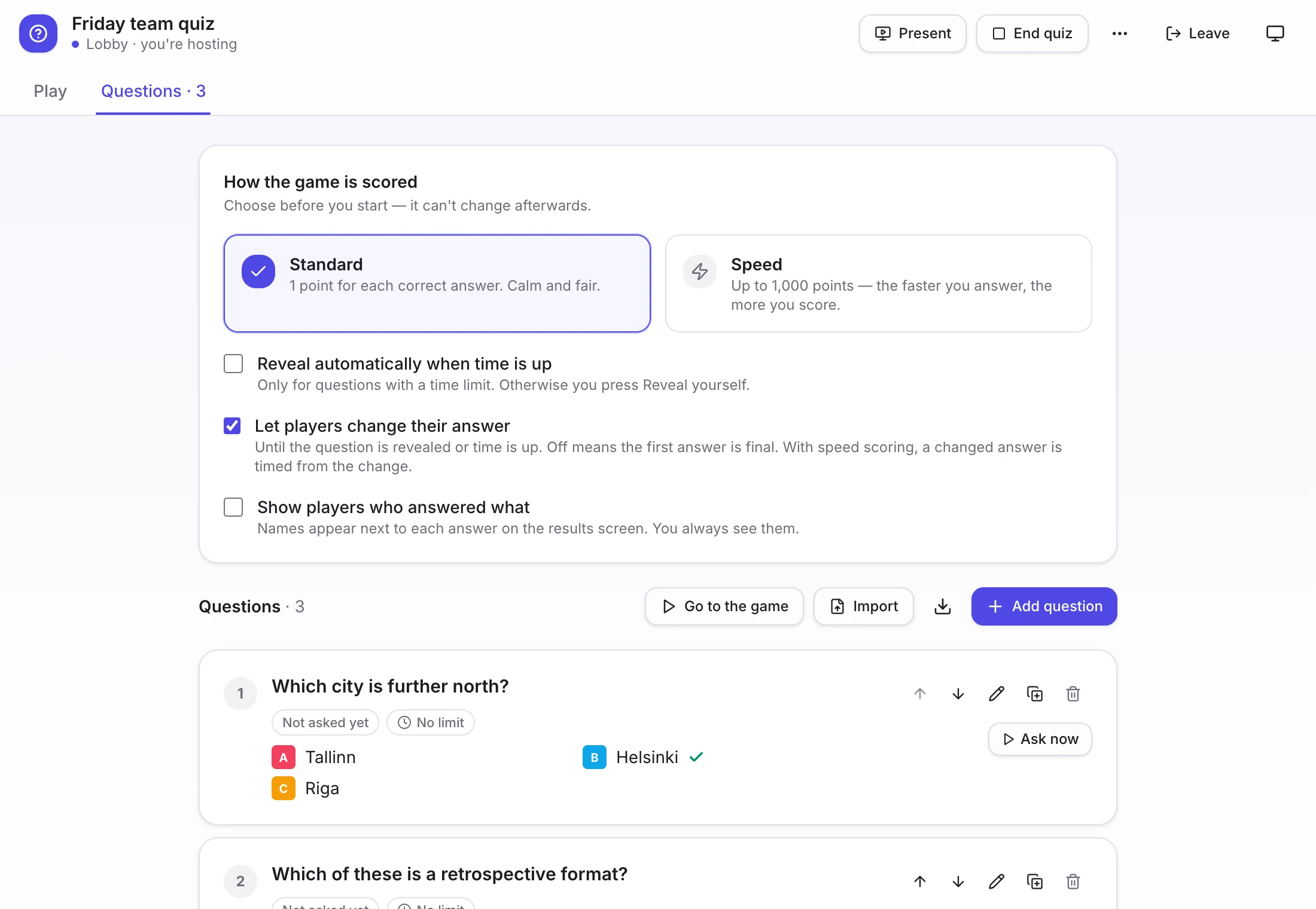 A quiz's question list: the scoring choice between Standard and Speed, then written questions with their answer options and the correct answer marked.